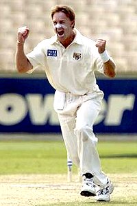 Bichel celebrates a wicket, Western Australia v Queensland, Pura Cup, 2000/01